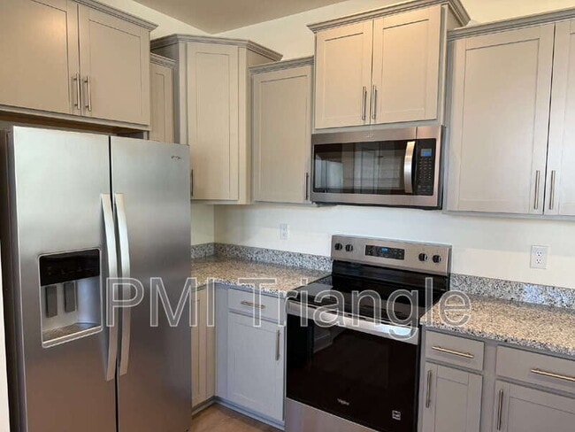 Building Photo - 6401 Granite Quarry Dr