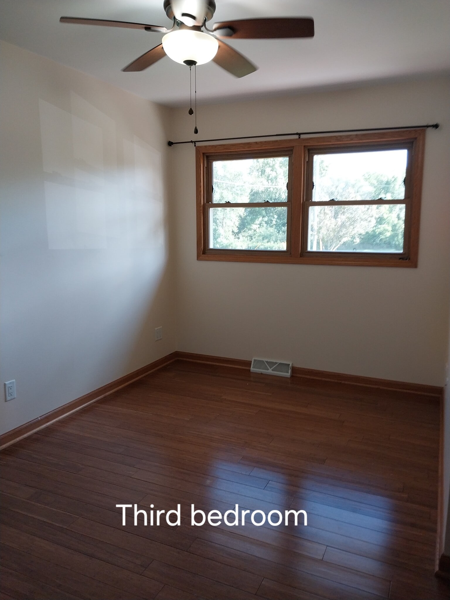 Third bedroom - 12006 7 1/2 Mile Rd