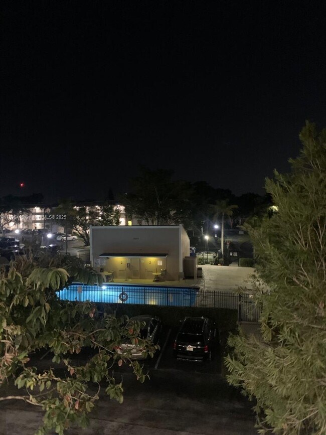 Building Photo - 8300 Sands Point Blvd