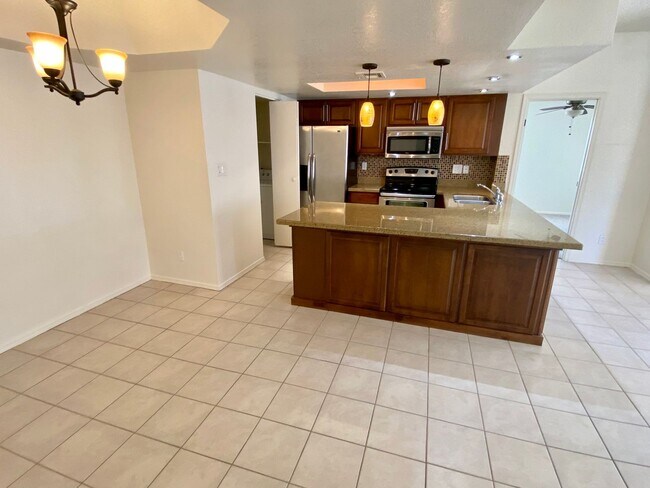 Building Photo - 2 Bedroom 2 Bath in Mesa