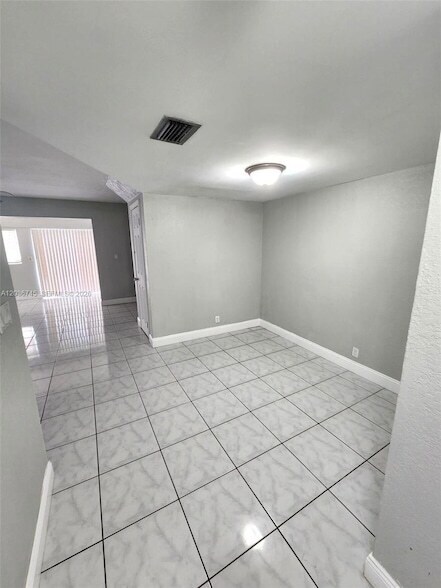 Building Photo - 7966 SW 7th Ct