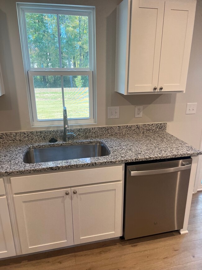 Building Photo - 130 Elyse Overlook Lp