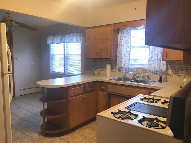 Building Photo - 6100 S Kenneth Ave