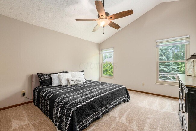 Building Photo - 4494 Earman Dr
