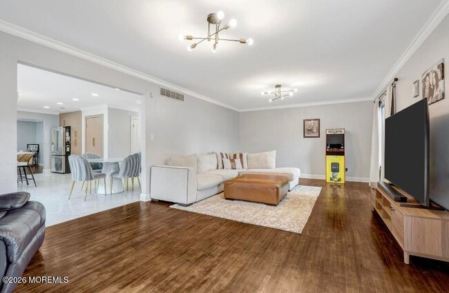 Building Photo - 28 Musket Ln