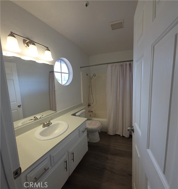 Building Photo - 17051 Fern St