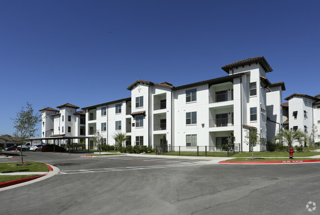 Building Photo - Ambrosio Apartments