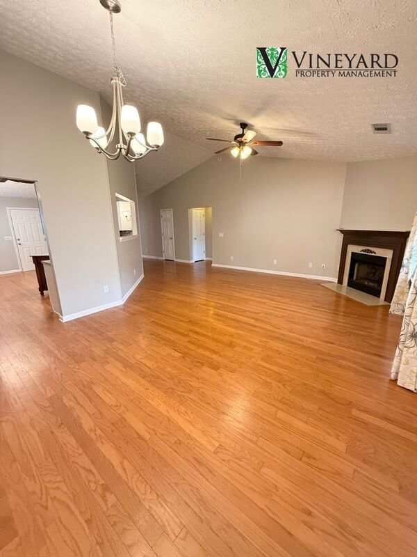 Building Photo - 515 Kensigton Park Dr