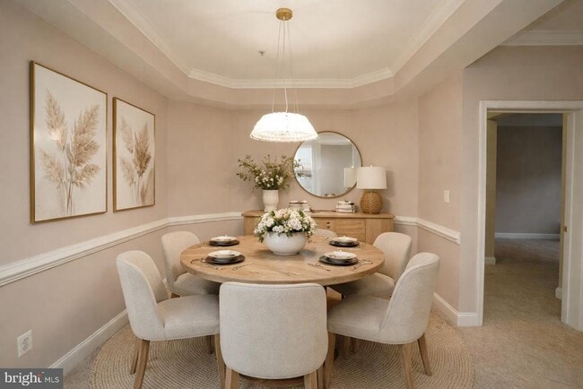 Building Photo - 2115 Ganton Green