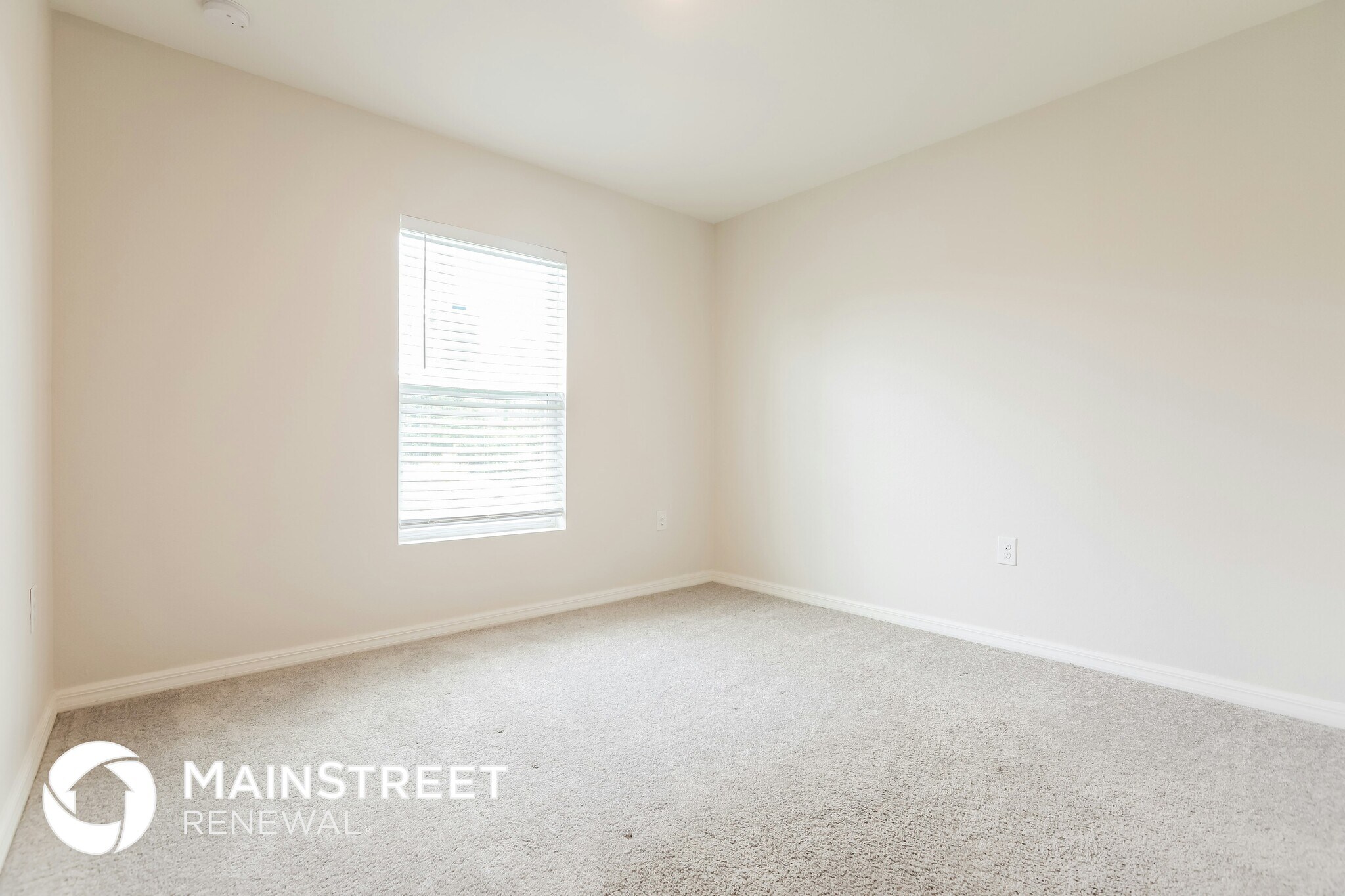 Building Photo - 1089 Knotty Pine Ave