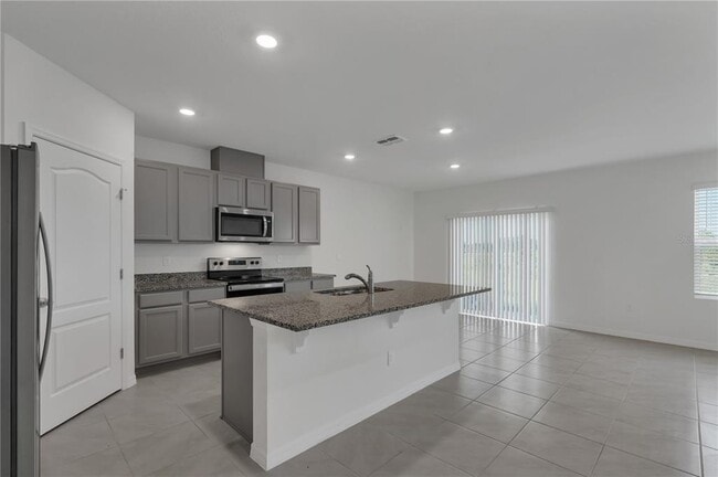 Building Photo - 3313 Mystic Pond Lp