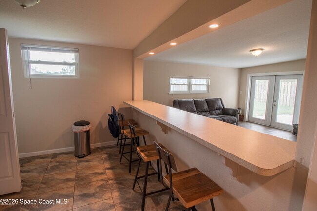 Building Photo - 2812 Kingston Ln