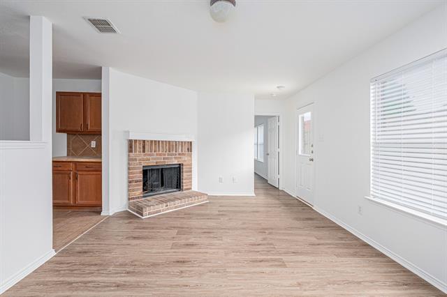 Building Photo - 9940 Dartmouth Dr