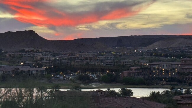 Building Photo - Luxury Lake Las Vegas Estate in Guard-Gated SouthShore Community!