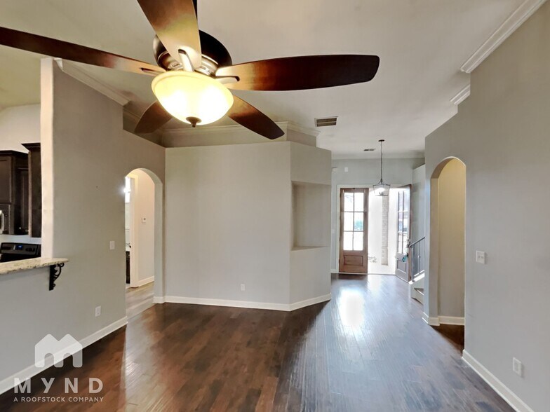 Building Photo - 50 Ridgefield Dr