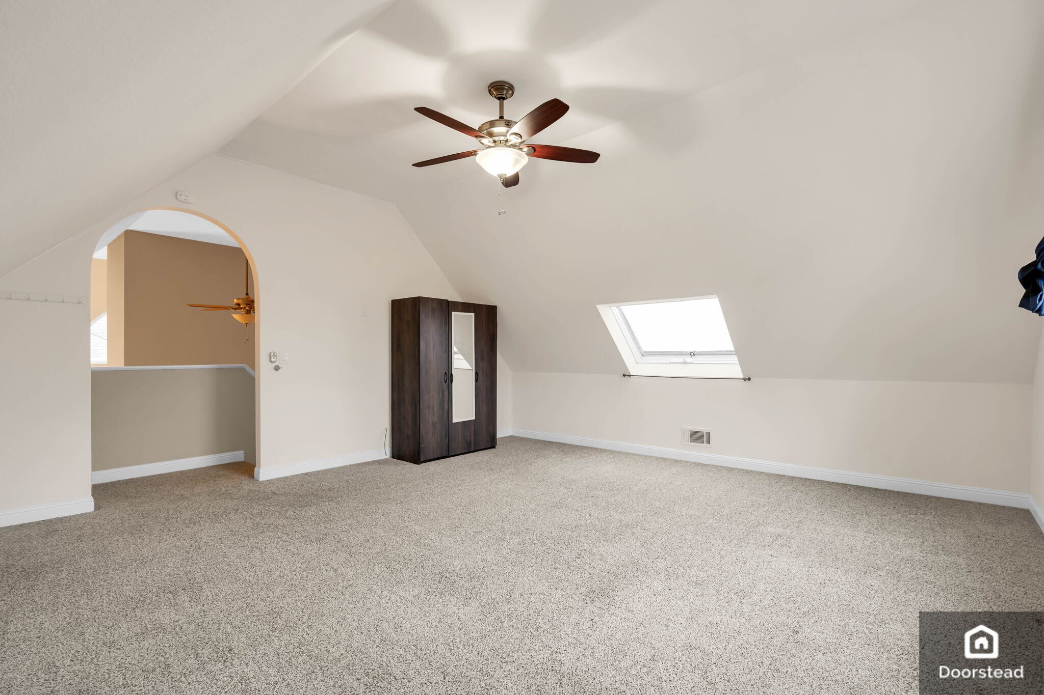 Building Photo - 1714 Somerset Pl