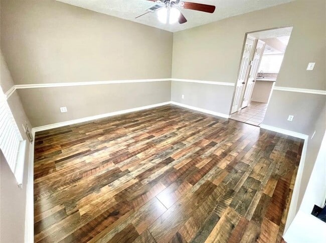 Building Photo - 3948 Laura Leigh Dr