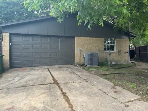 Building Photo - 228 Elmwood Dr