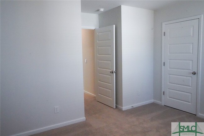 Building Photo - 418 Coconut Dr