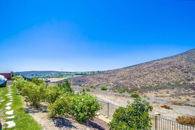 Building Photo - 408 Coastal Hills Dr