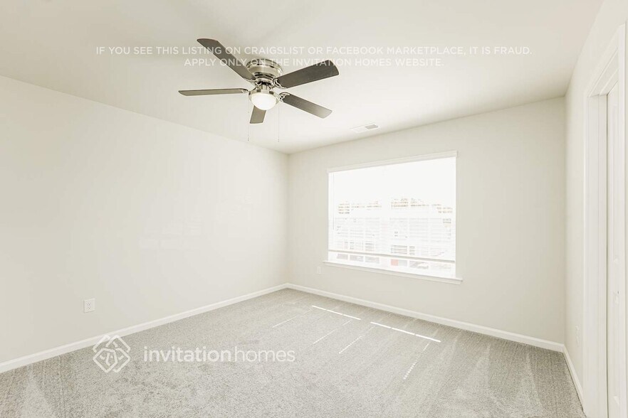 Building Photo - 7364 Echoing Hls Ln