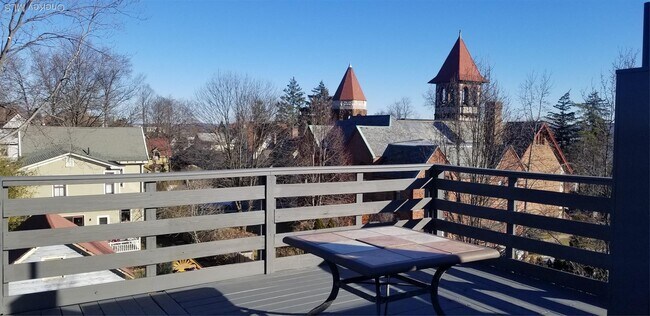 Building Photo - 46 Voorhis Ave