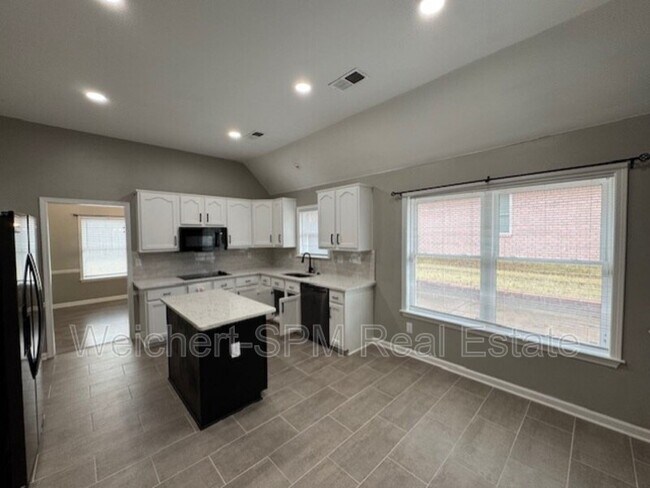 Building Photo - 6353 Thistle Point