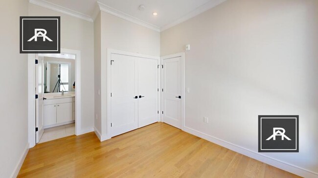 Building Photo - 4 bedroom in Allston MA 02134