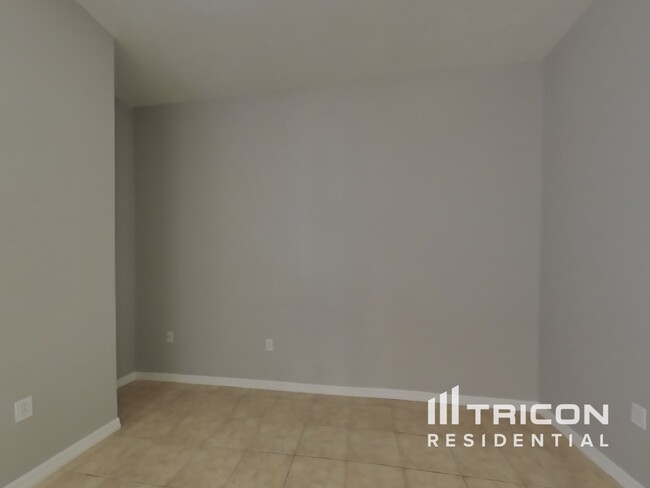 Building Photo - 12416 Aster Ave