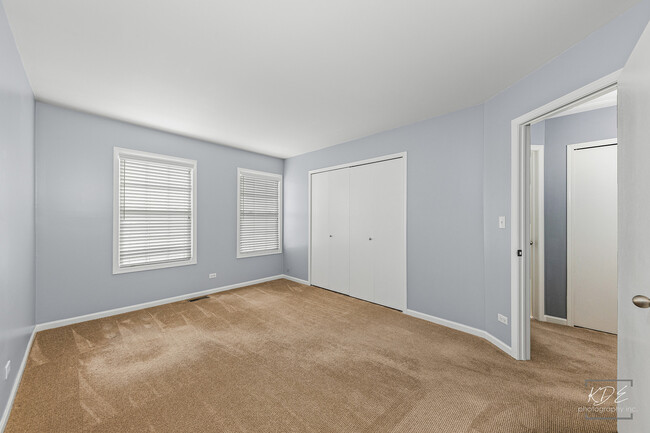 Building Photo - 176 Merriford Ln