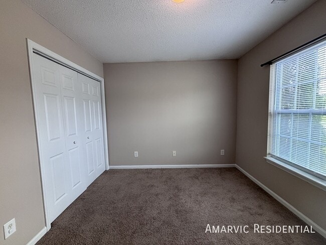 Building Photo - 3701 Ramsey Dr