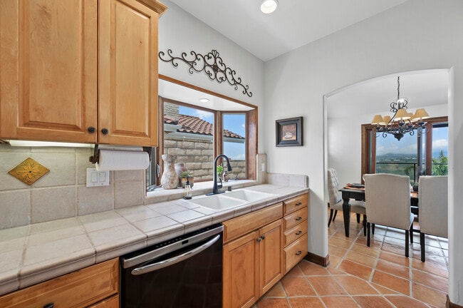 Building Photo - 307 Calle Dorado