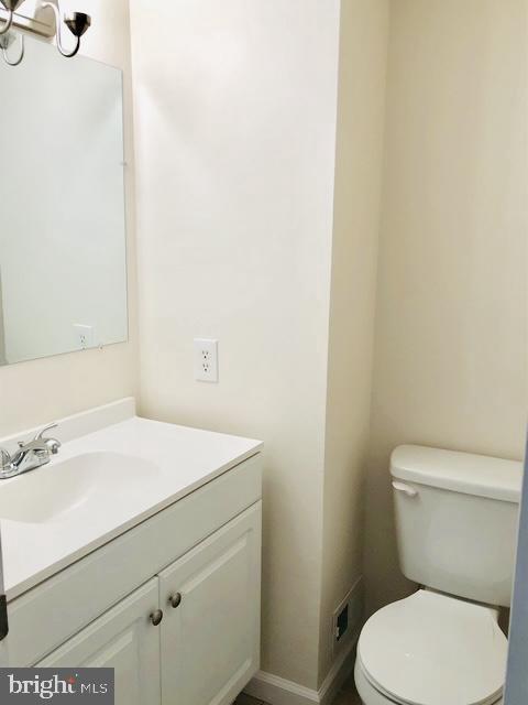 Building Photo - 2916 Wren Ct