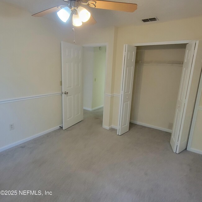 Building Photo - 1714 Chandelier Cir E