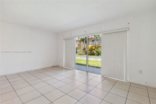 Building Photo - 7430 SW 82nd St