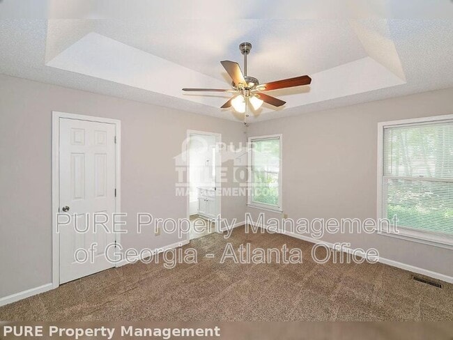 Building Photo - 52 E Boxwood Dr SE