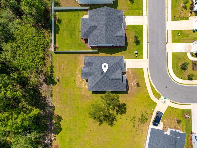 Building Photo - 147 Bradford Ct