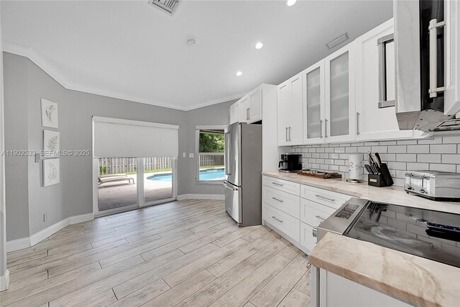 Building Photo - 9841 SW 1st St