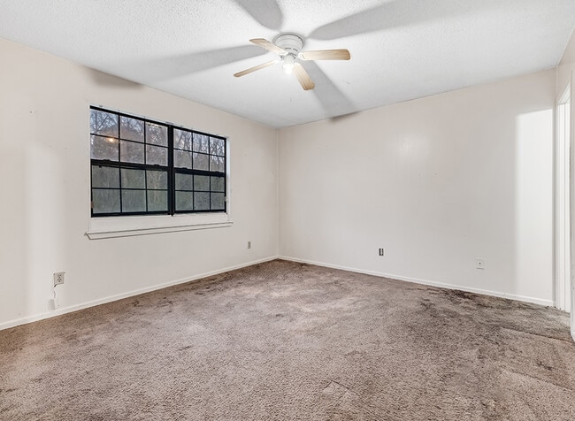 Building Photo - 2601 Page St