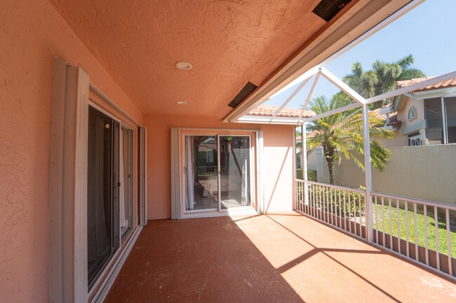 Building Photo - 9906 Harbour Lake Cir