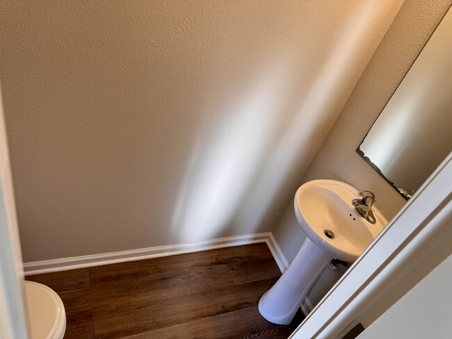 Building Photo - 9966 Branley Oak Dr