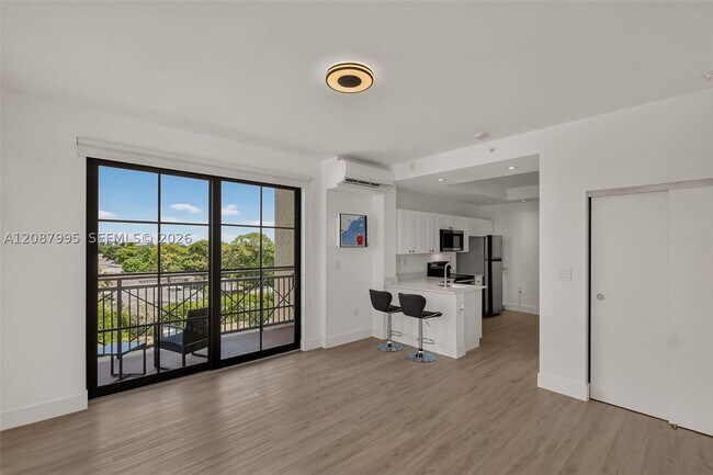 Building Photo - 4100 SW 64th Ave