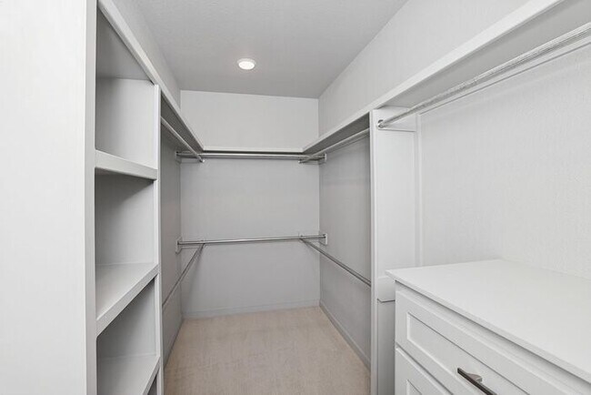 Building Photo - 9240 Highland Springs Dr
