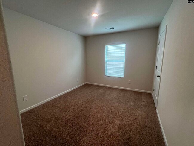 Building Photo - 127 Sundew Rd