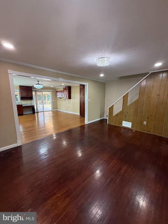 Building Photo - 816 Crothers Ln
