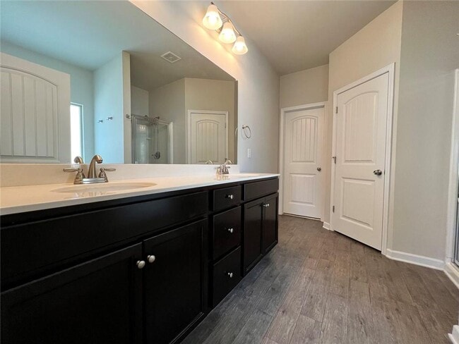 Building Photo - 185 Cherokee Reserve Cir