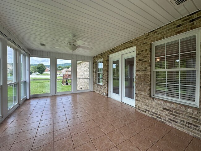 Building Photo - 3437 Bailey Ranch Rd