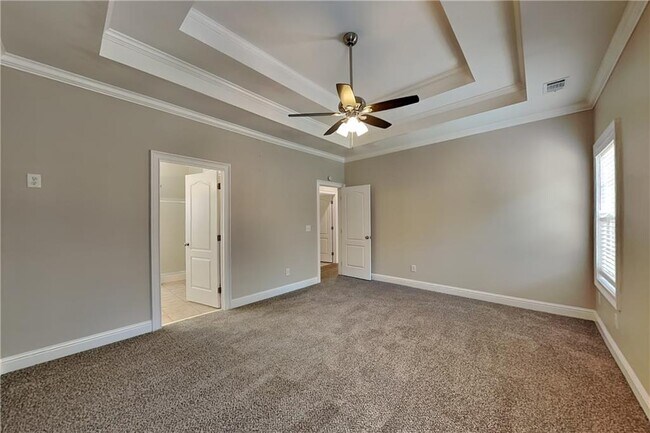 Building Photo - 412 Oscar Way