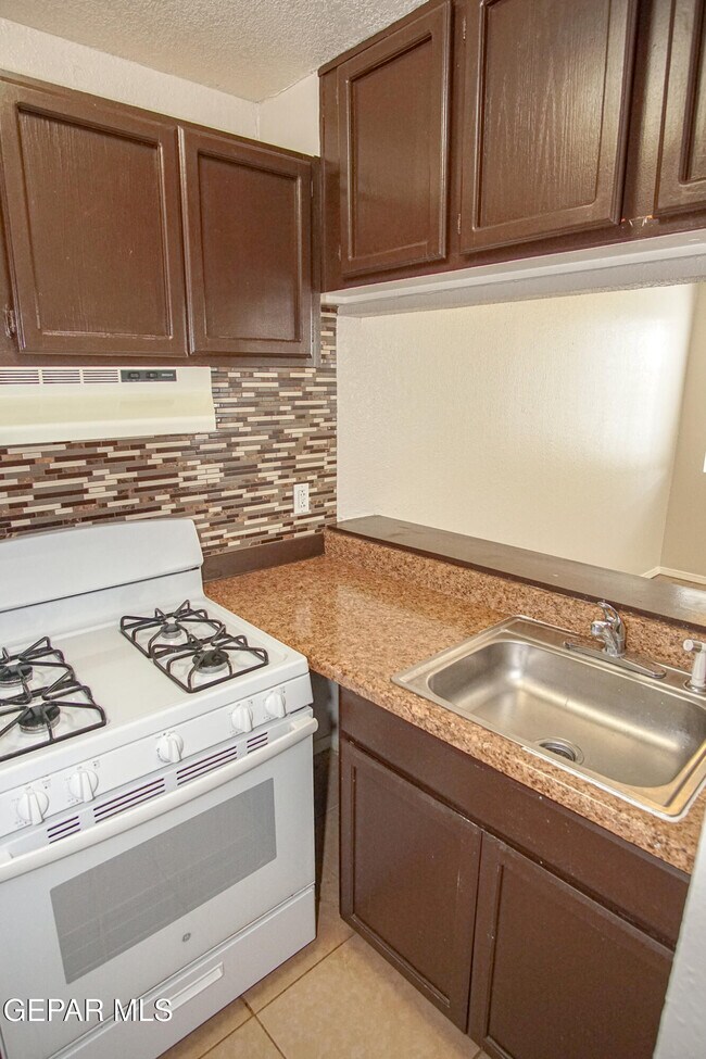 Building Photo - 3435 Fred Wilson Ave