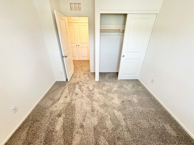 Building Photo - *NEW BUILD* BEAUTIFUL 2-STORY 3 BEDROOM, 2...